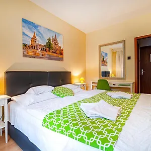 Bobbio Budapest